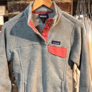 NWT: Patagonia Women’s Re-tool Snap T - Grey